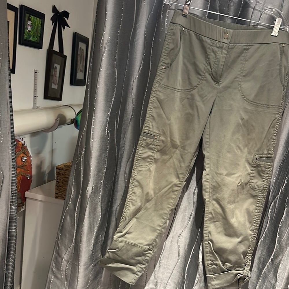Chico’s Olive Green Cargo Pants